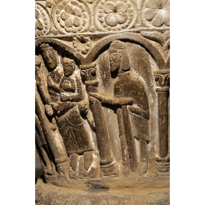 Madonna and Child in the left arch, Joseph in the right