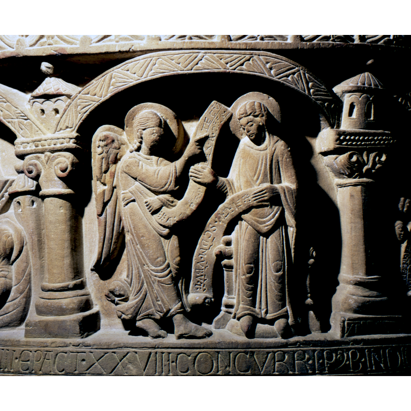 inscribed banners and running inscription on the lower rim