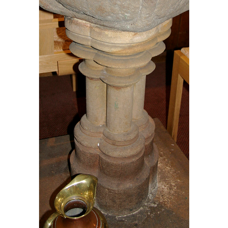The 'underbowl' is part of the pedestal base.
