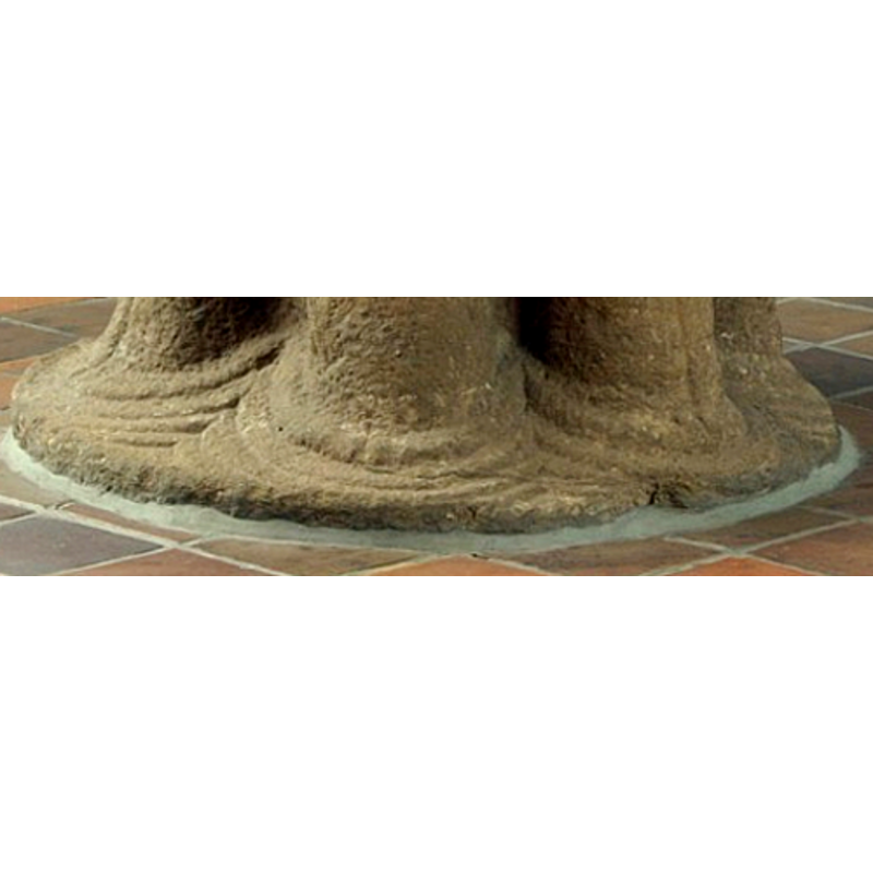 ripple-like at the bottom of the figures