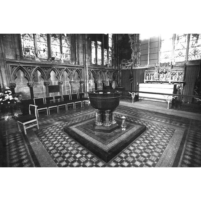 the new font in the context of the Forman Chapel