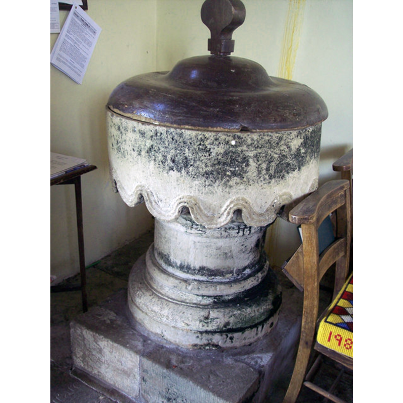 the font and cover in February 2007, before the clean-up