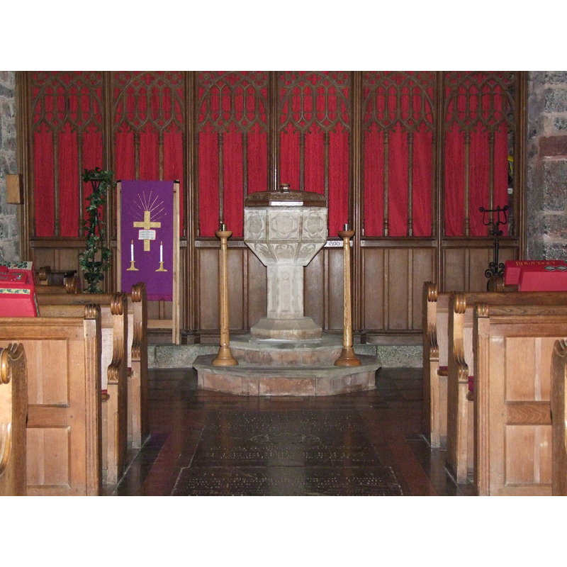 taken from the altar (east) side; the screen was added ca. 1890