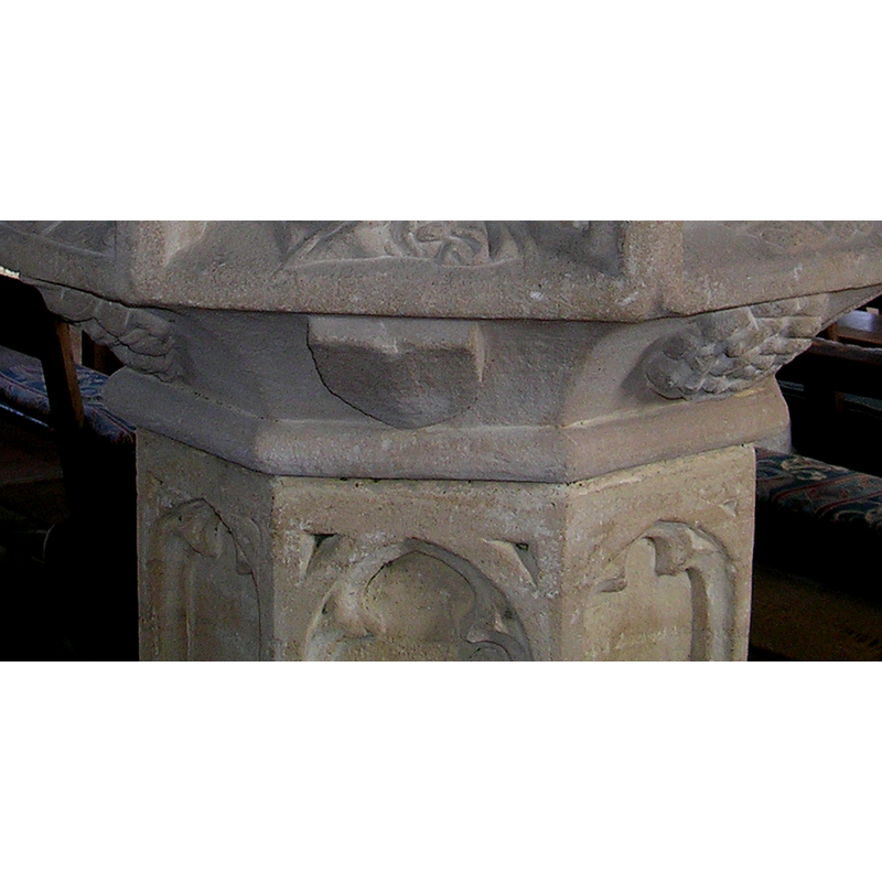 on alternate panels of the underbowl chamfer