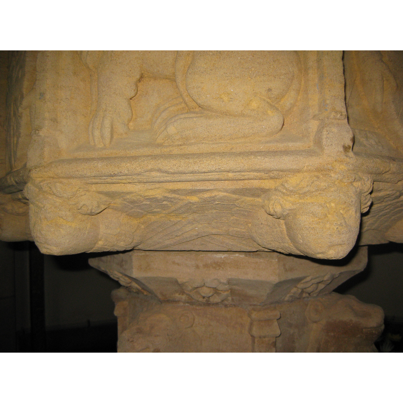 showing the two different levels and decoration