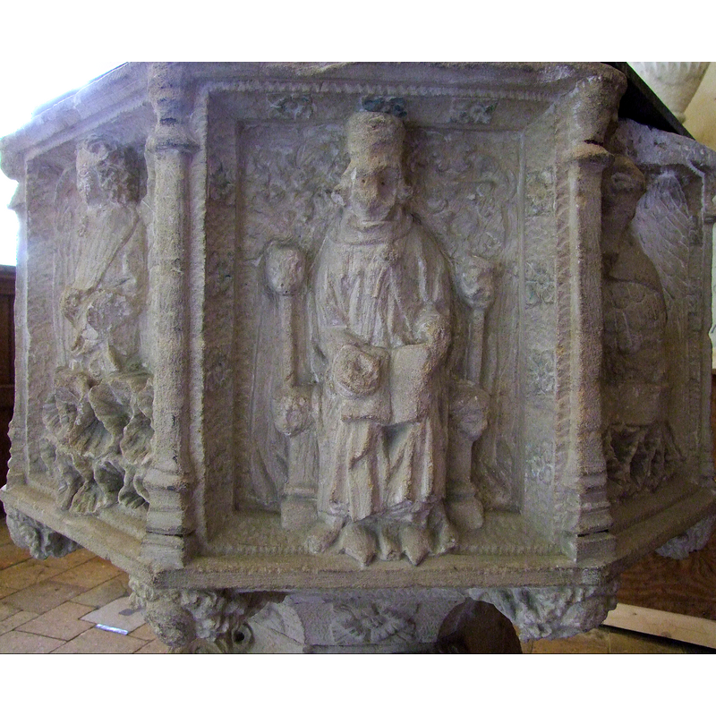 in the panel to the left is Matthew's angel; in the panel to the right is John's eagle [cf. Font notes]