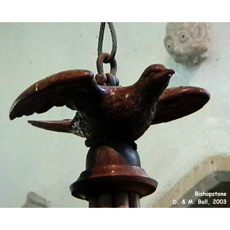 showing the connexion to the lifting mechanism