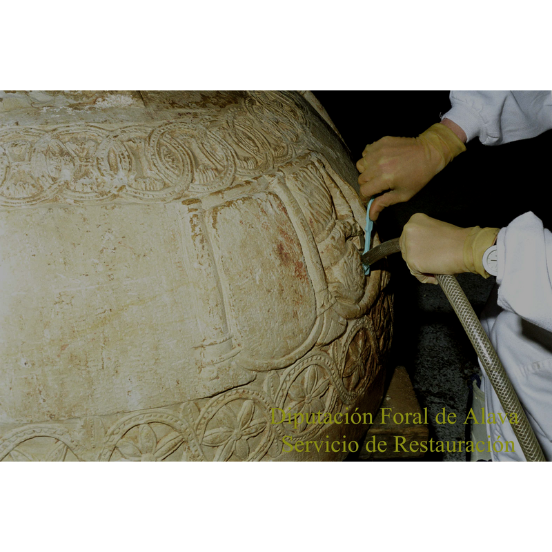 the state of the basin -inverted- during the cleaning process