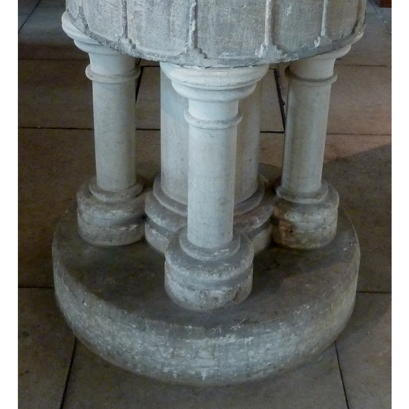 forming the capitals and bases of the colonnettes of the base [NB: mostly replacement on the columns and the moulded capitals; the bases may be earlier]