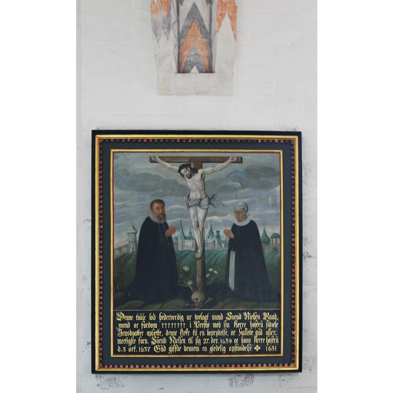 on the south wall, south aisle