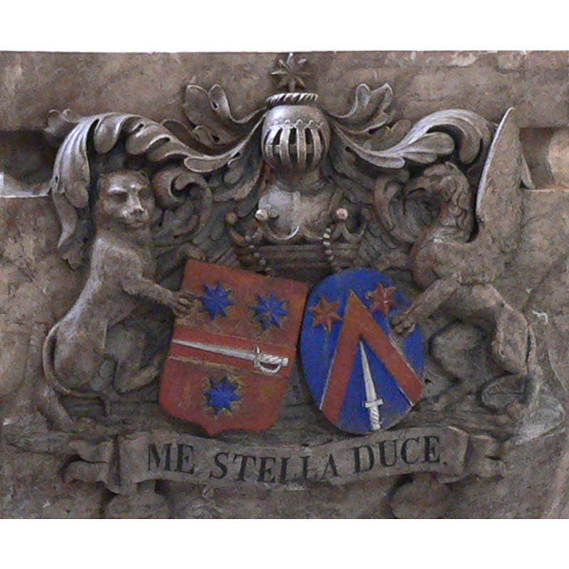 Tieghem coat of arms [cf. Font notes] on one of the two modern fonts in this church