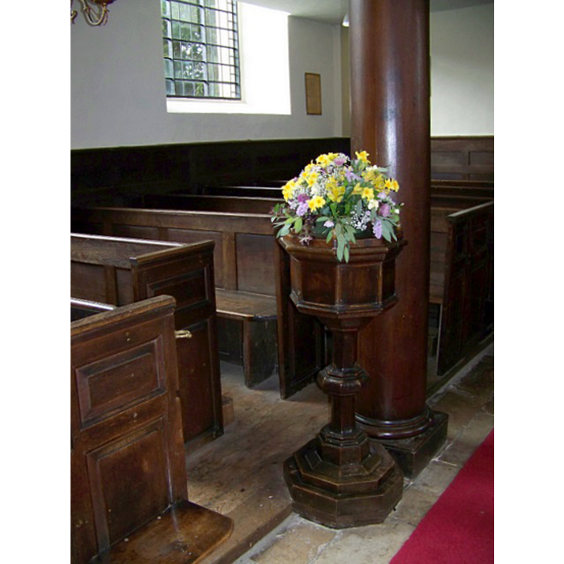 the modern [18th-century?] wooden font