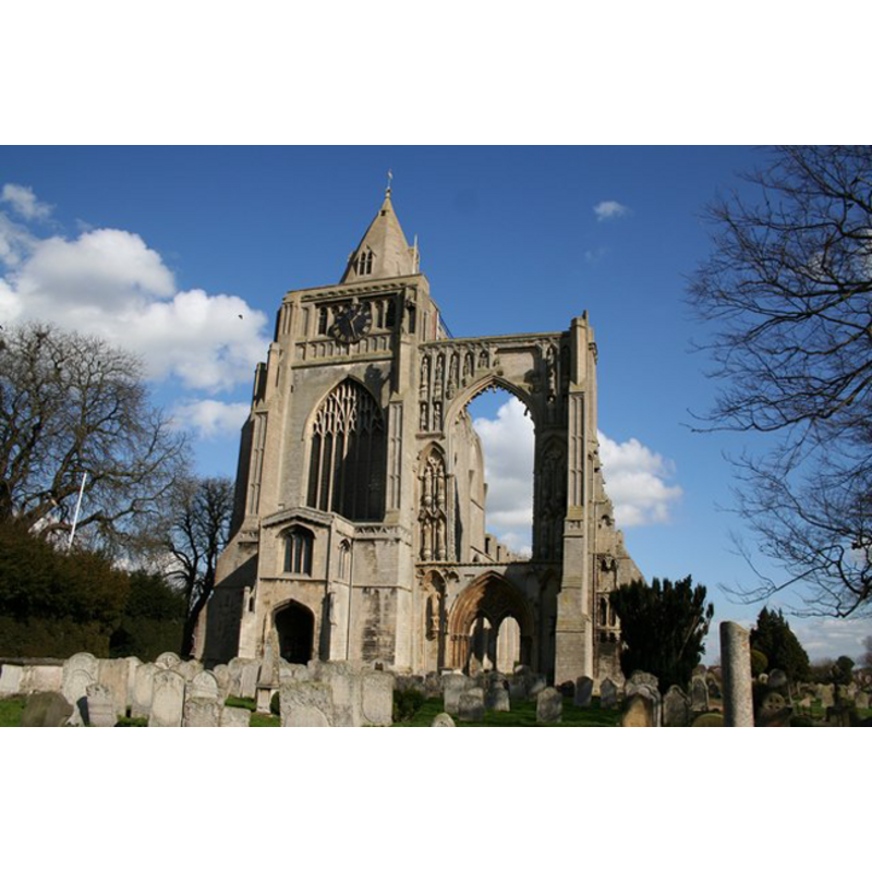 the former nave and south aisle are now in ruins; the former north aisle functions now as nave of the remaining church