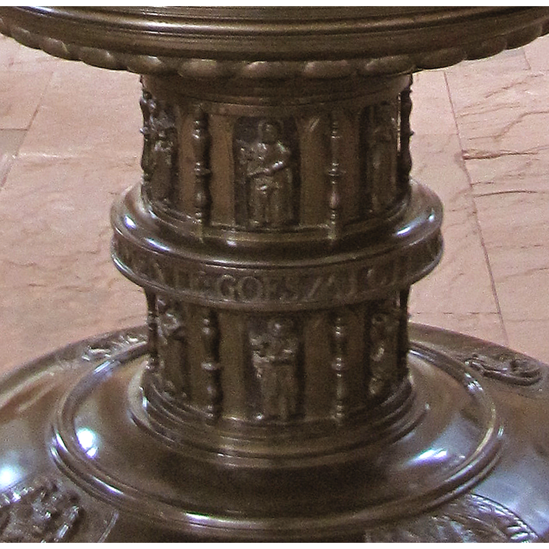 in individual niches, at two levels, on the sides of the stem