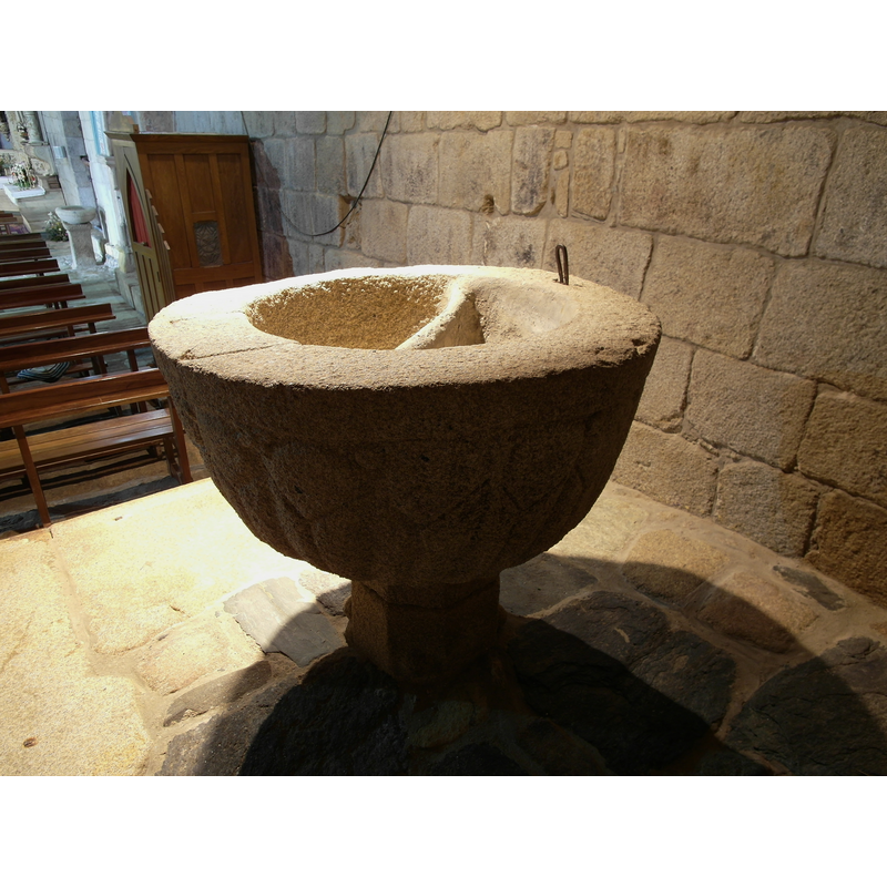 notice the partition of the inner basin well [cf. FontNotes]