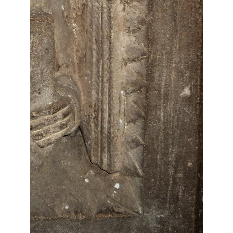 several of the scenes or motifs on the basin panels are framed in a saw-tooth pattern