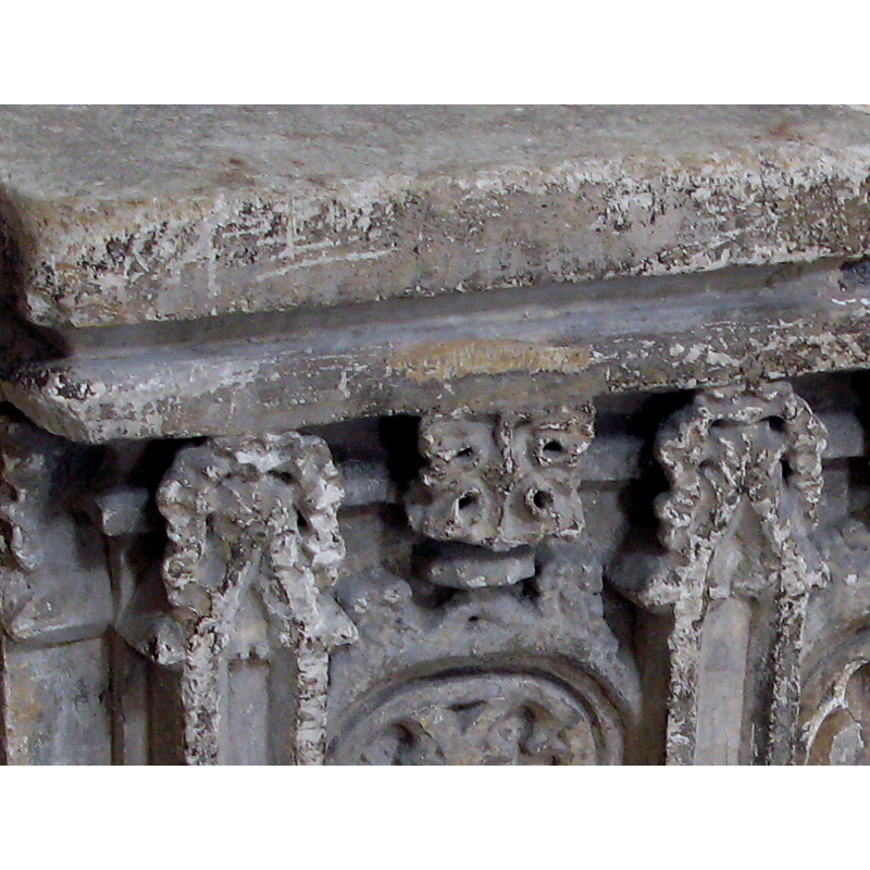 a 15th-century re-carving? [cf. FontNotes]