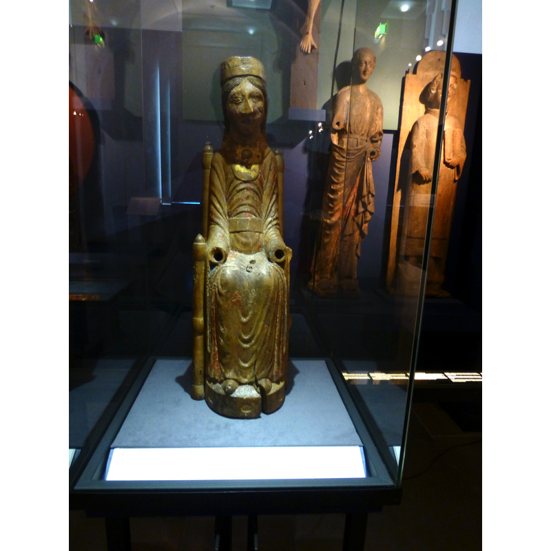the museum label for the Madona statue