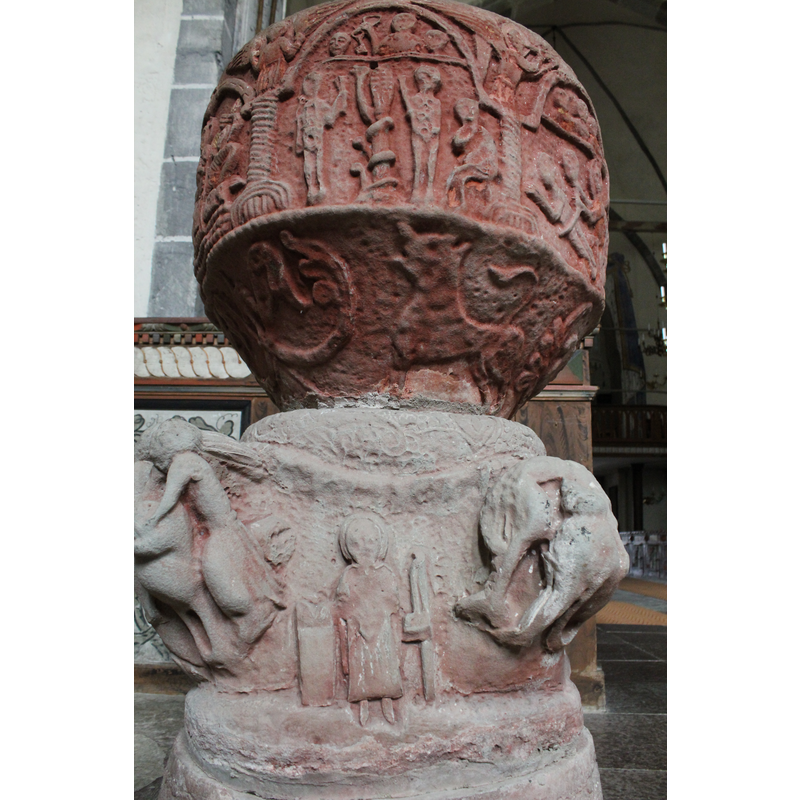 showing the three levels of decoration