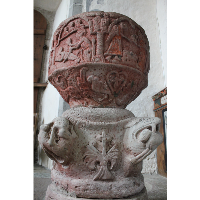 showing the three levels of decoration