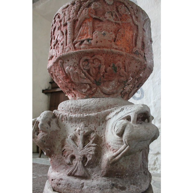 showing the three levels of decoration