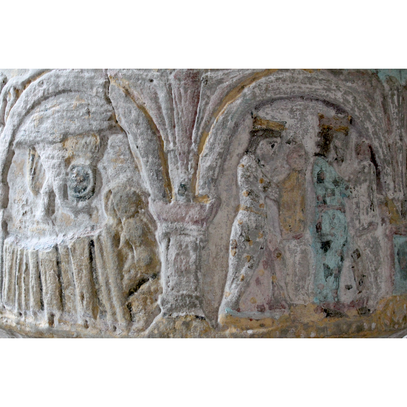 Dream of the Magi in the left arch; two Magi of the Adoration scene in the right arch