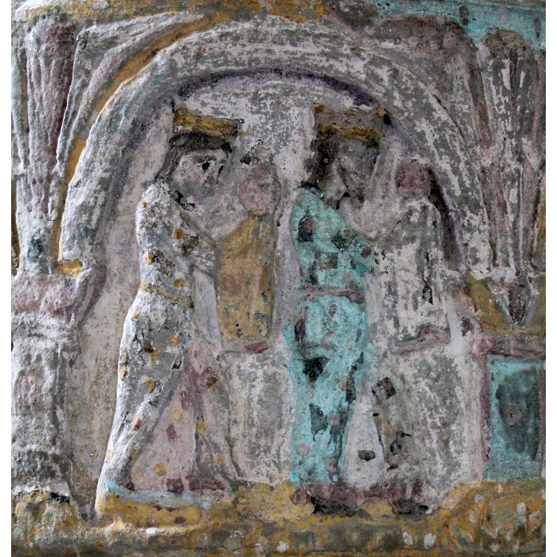 the second part of the Adoration of the Magi scene. Two Magi carrying gifts  'passant' towards the right