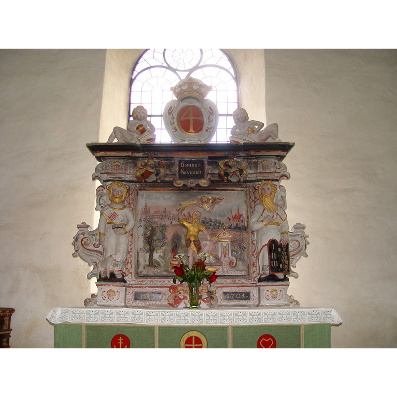 made of sandstone in 1620; painted in 1701