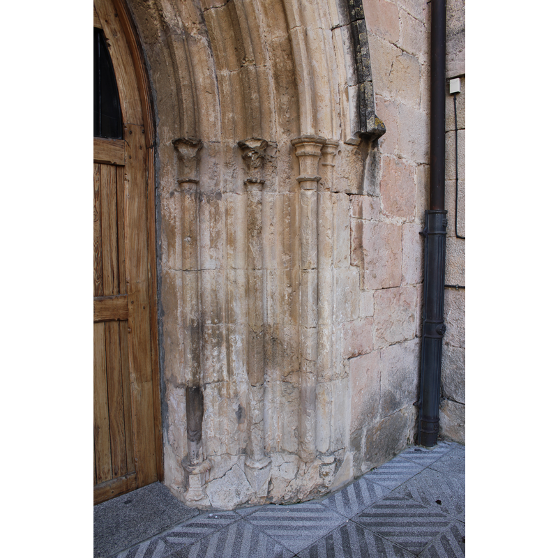 the doorway into the cloister; detail