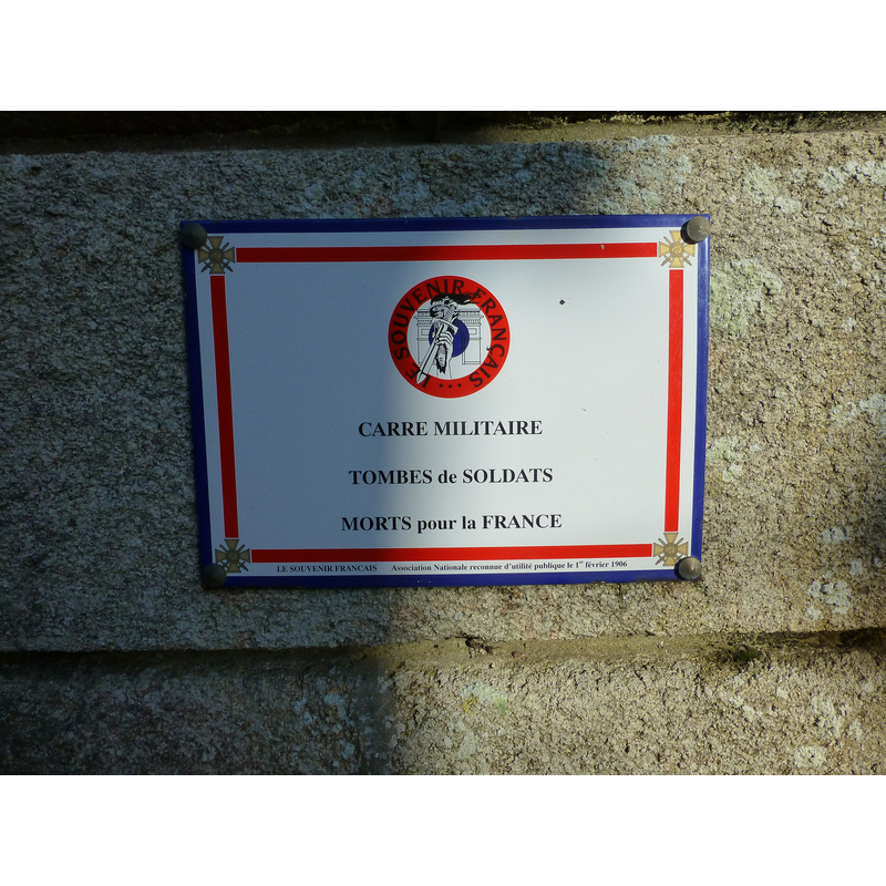 the military cemetery adjacent to the cathedral; tombs of French and German soldiers killed in WWI