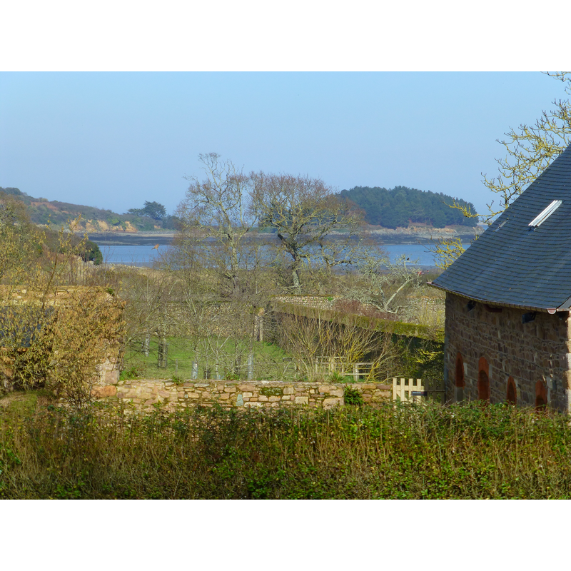 the bay of Beaupot in the background