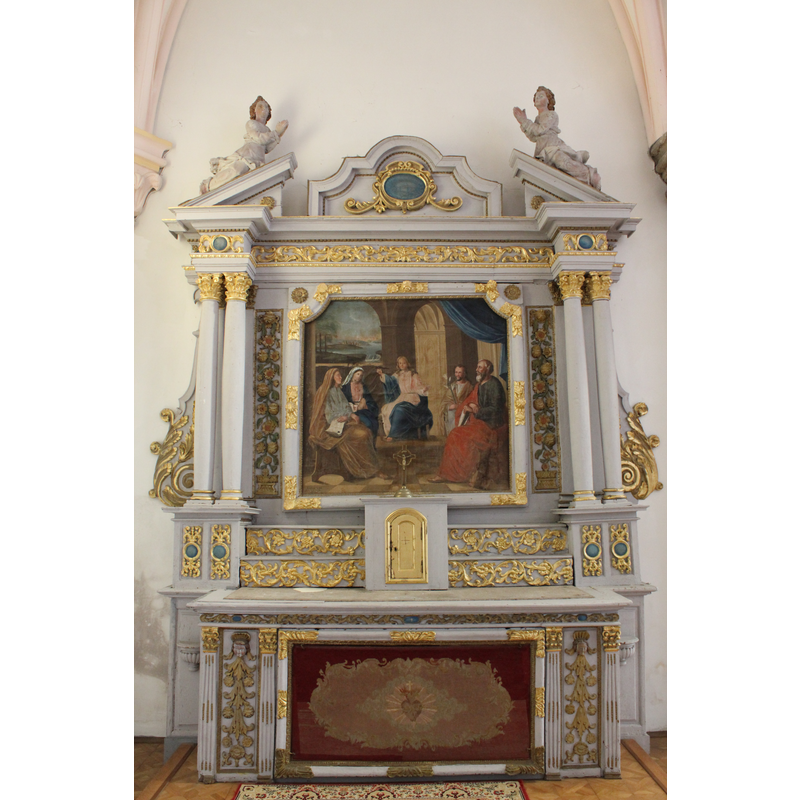 in one of the side chapels