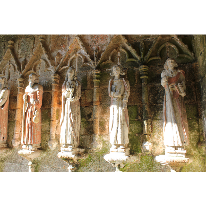 west side of the porch: six niches