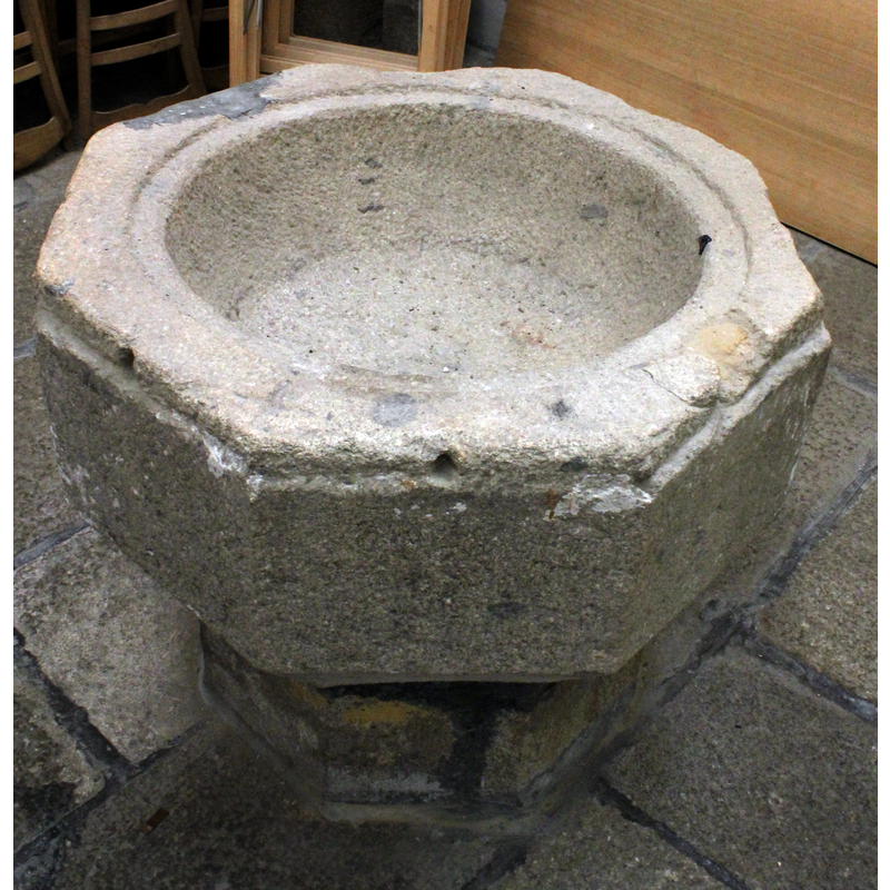 the hole in the well is not a drainage hole but damage