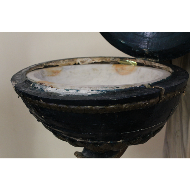 the water-holding basin? [cf. FontNotes]