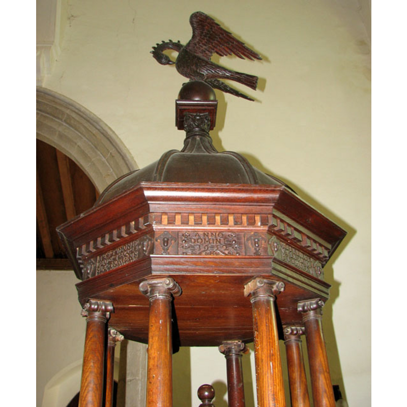 the font cover finial