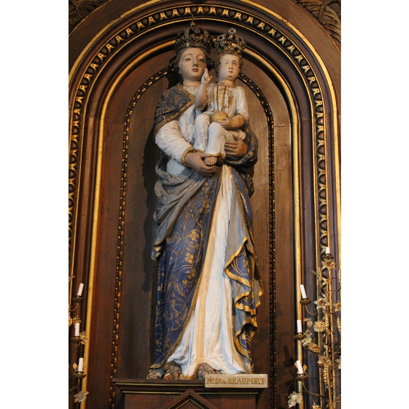 north aisle altar dedicated to Our Lady of Beauport