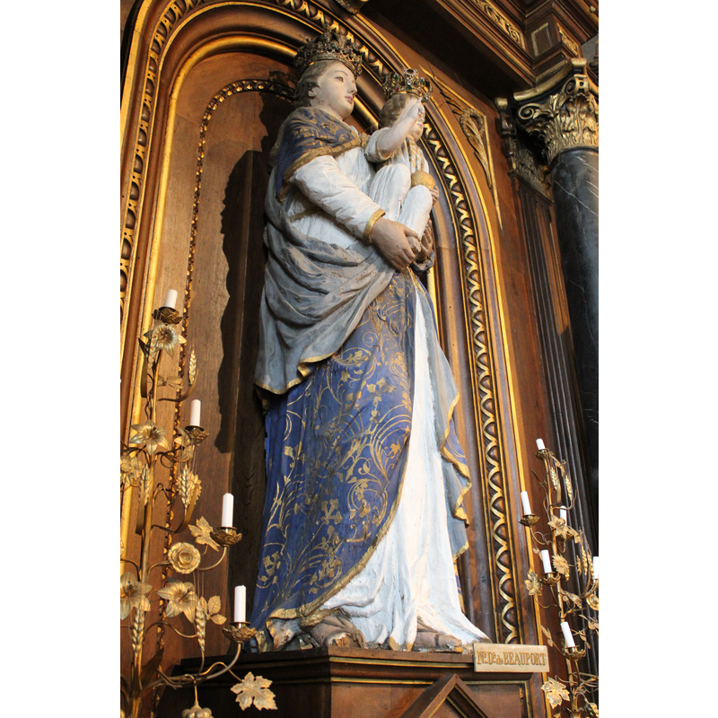 north aisle altar dedicated to Our Lady of Beauport