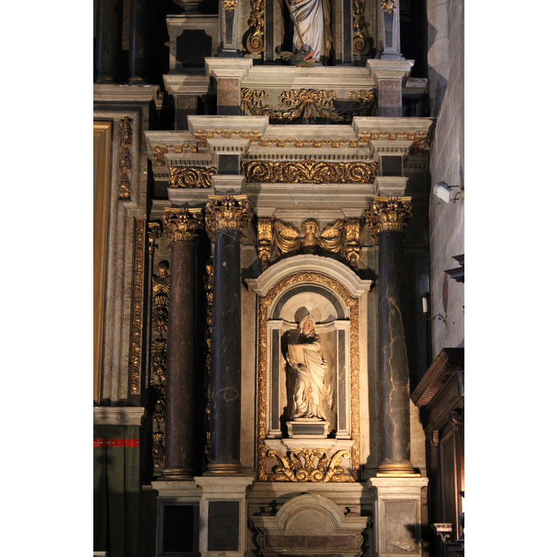 the 17th-century retable by Olivier Martinet