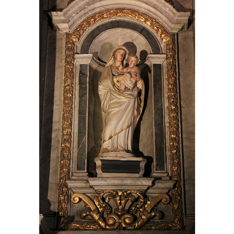 the 17th-century retable by Olivier Martinet