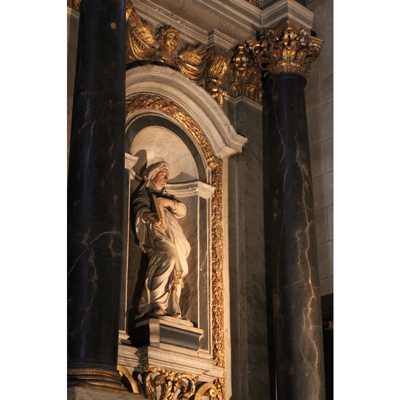 the 17th-century retable by Olivier Martinet