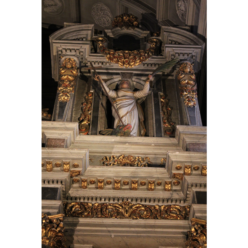 the 17th-century retable by Olivier Martinet