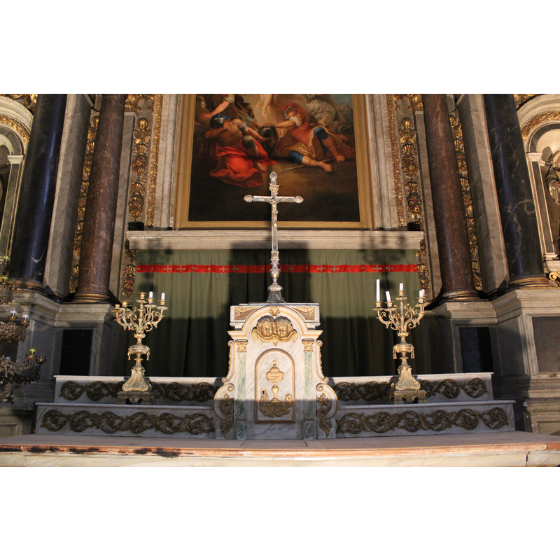 the 17th-century retable by Olivier Martinet