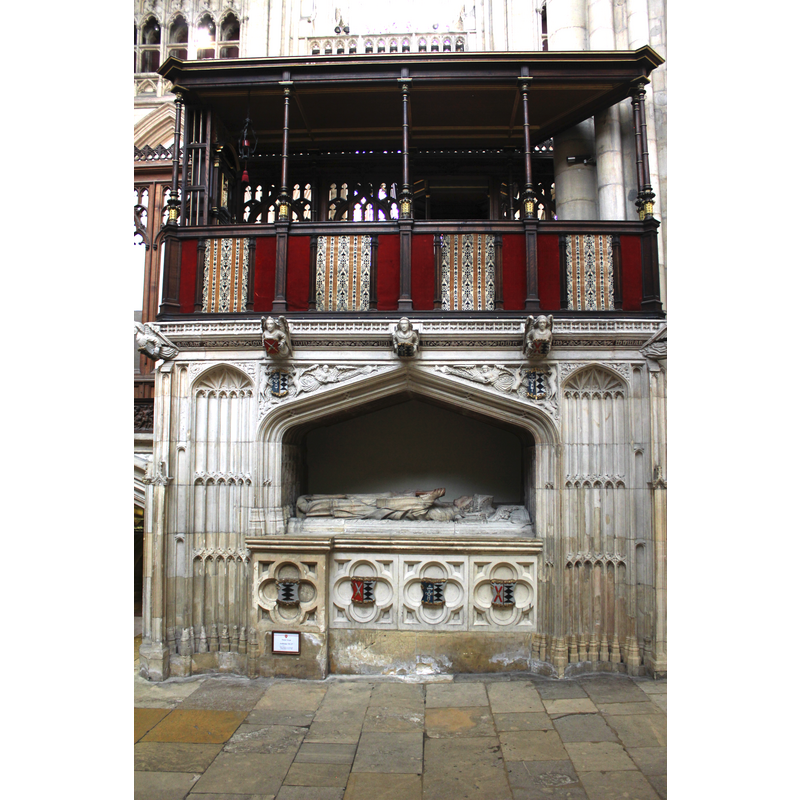 north aisle, towards the east end