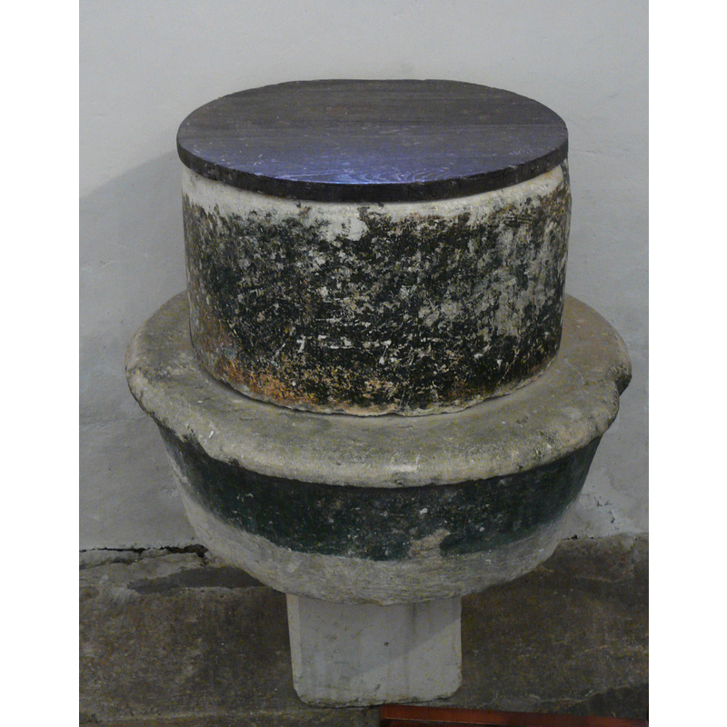 clearly made up of two old basins [cf. FontNotes]