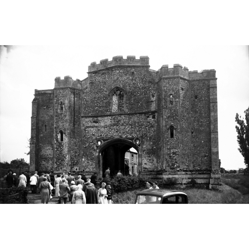Photo caption: "The priory, dedicated to the Holy Trinity, the Blessed Virgin, and St Mary Magdalen, was founded during the reign of William the Conqueror by Robert de Vallibus or Vaux. Except for the late 14th century gatehouse, little more than foundations remain"