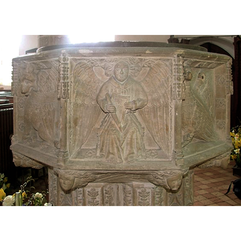 one of the four musical angels between Luke's ox on the left [northeast] and John's eagle on the right [northwest] [orientation is approximate]