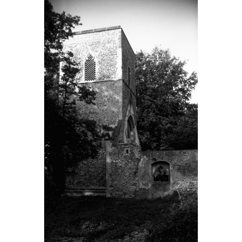 the ruins of St. Paul's -- Photo caption: "14thc tower"