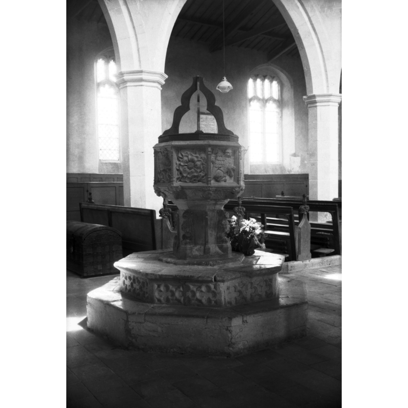 Photo caption: "15c font"