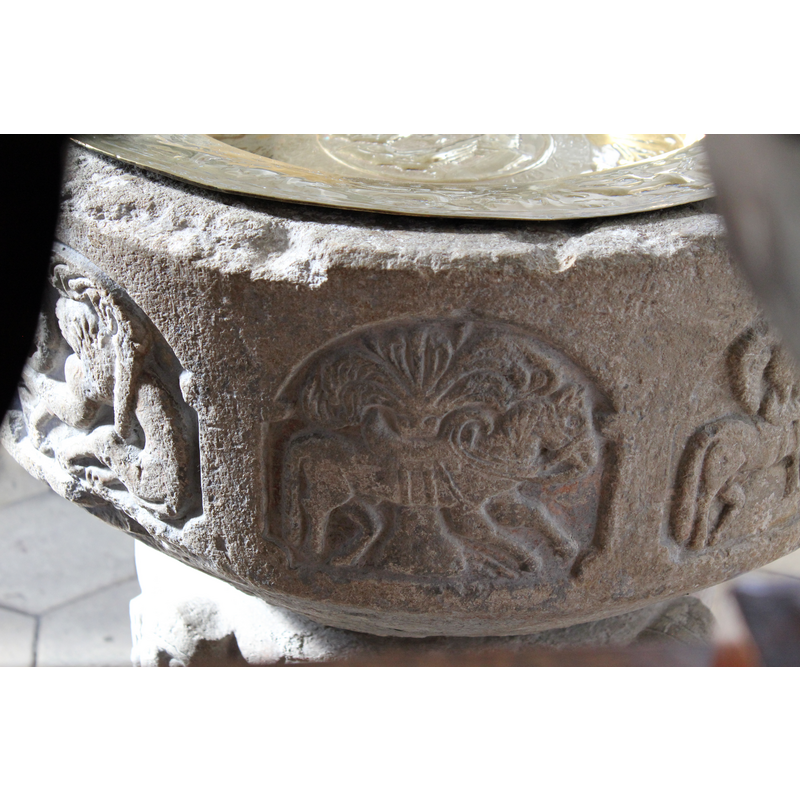 [NB: orientation is approximate] the east side of the font has been placed very close to the chancel screen and is therefore awkward to photograph